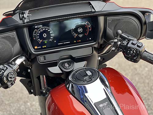 Harley Davidson HD Street Glide 117 Tour Pack Motorradvermietung Frankreich